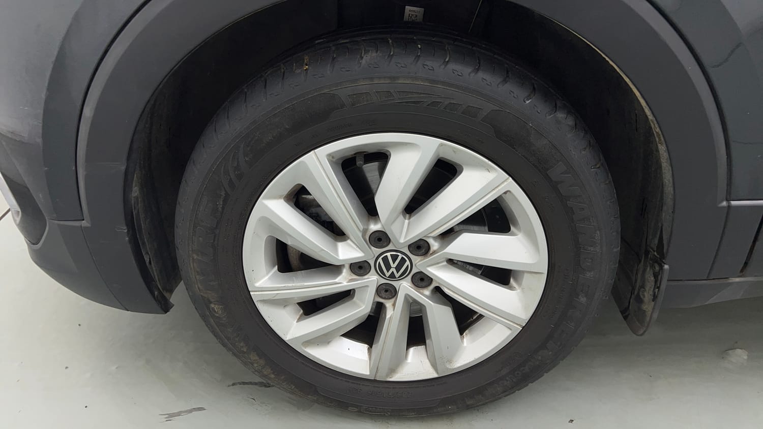 2023 Volkswagen Taigun GT 1.5 TSI MT-34