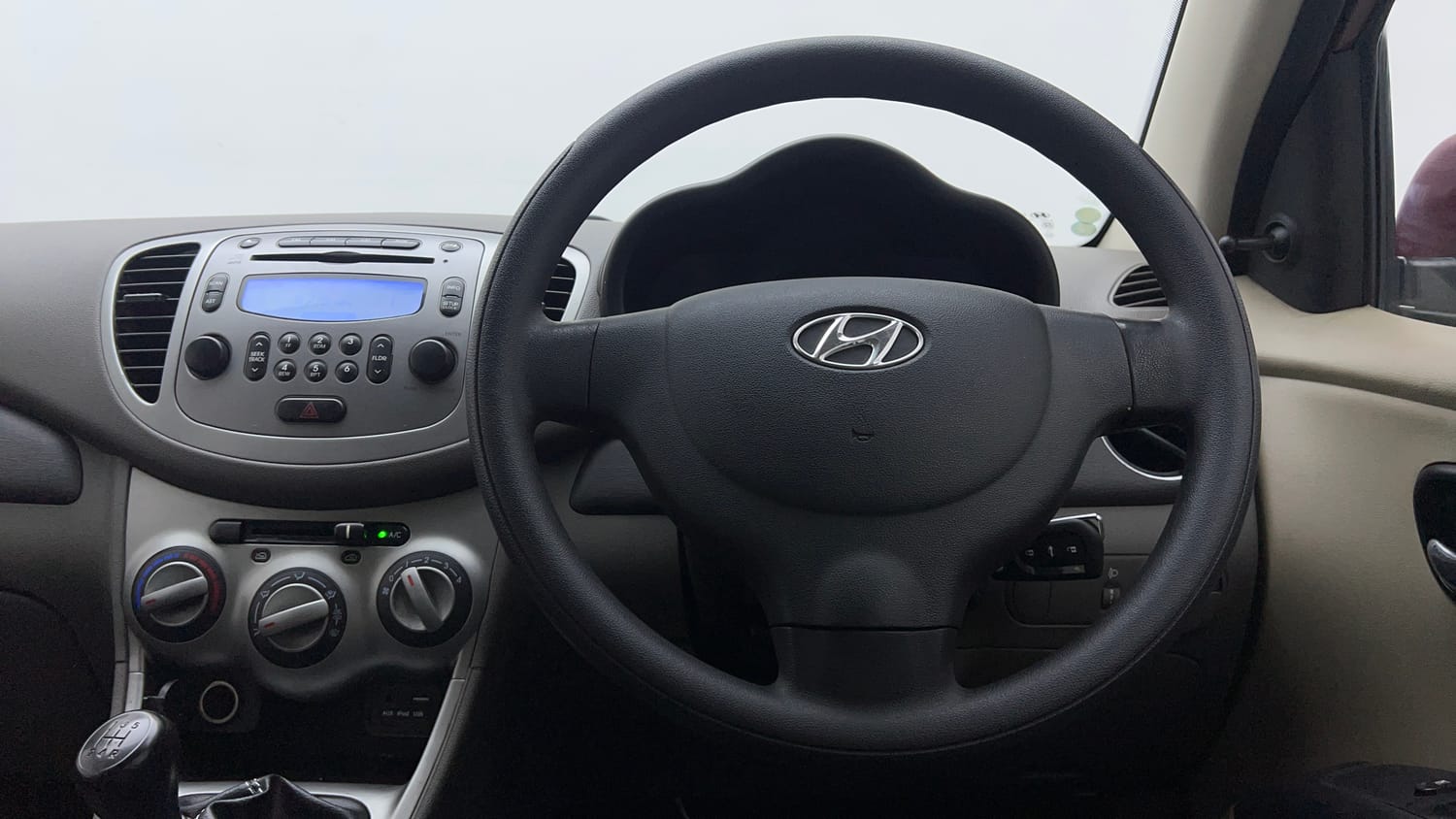 2016 Hyundai i10 Sportz 1.1 iRDE2-14