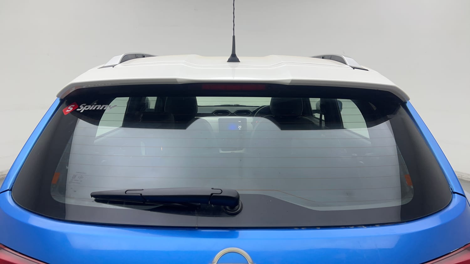 2021 Nissan Magnite XV Turbo Dual Tone-9