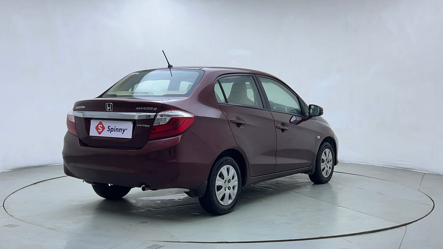 Used 2017 Honda Amaze 1.2 S i-VTEC Opt Petrol Manual exterior RIGHT REAR CORNER VIEW