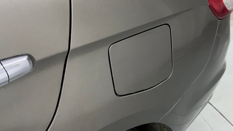 Used 2019 Maruti Suzuki Ciaz Alpha Hybrid 1.5 AT Petrol Automatic dents MINOR SCRATCH