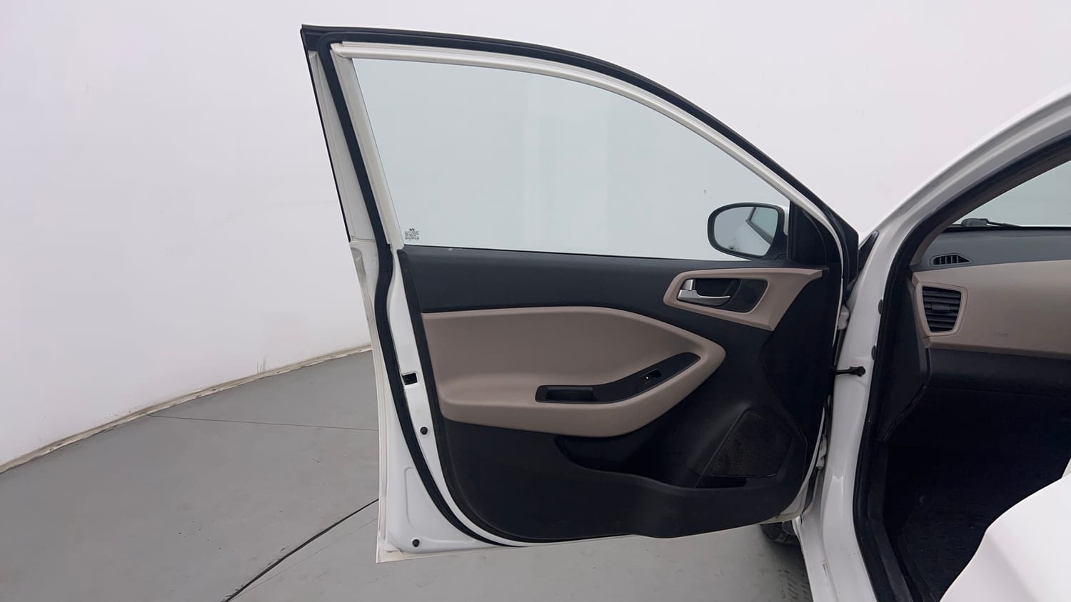 Used 2015 Hyundai Elite i20 Asta 1.2 Petrol Manual interior LEFT FRONT DOOR OPEN VIEW
