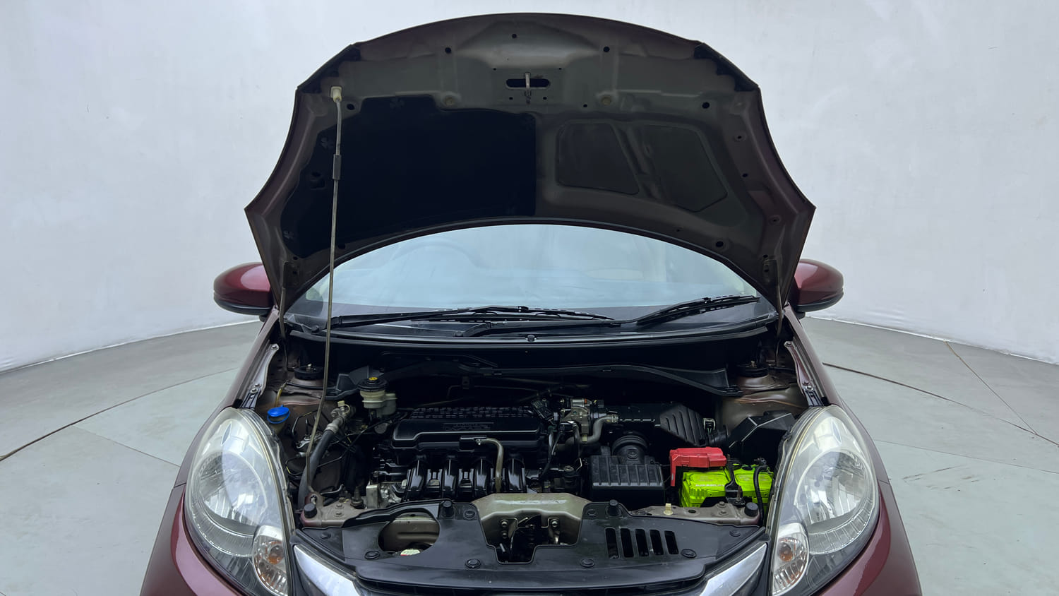 Used 2017 Honda Amaze 1.2 S i-VTEC Opt Petrol Manual engine ENGINE & BONNET OPEN FRONT VIEW