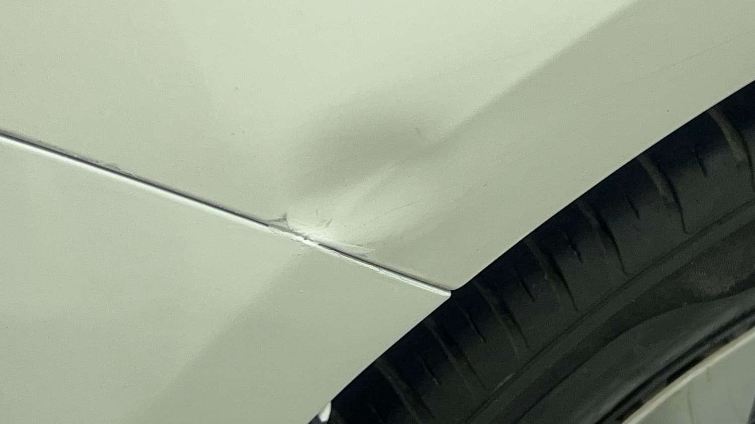 Used 2022 Maruti Suzuki Swift VXi Petrol Manual dents MINOR SCRATCH