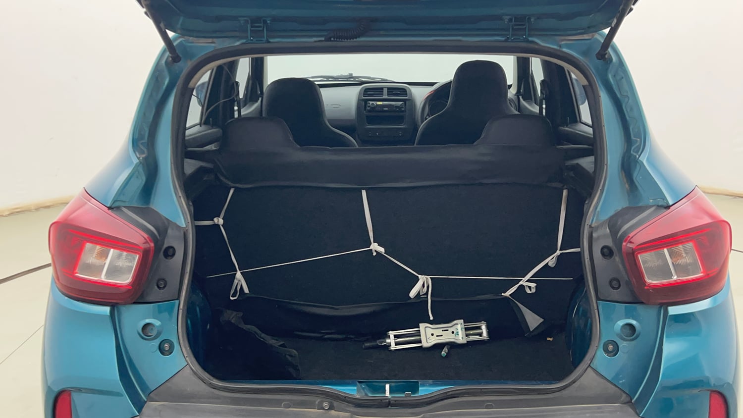 Used 2022 Renault Kwid RXL (O) 0.8 Petrol Manual interior DICKY INSIDE VIEW