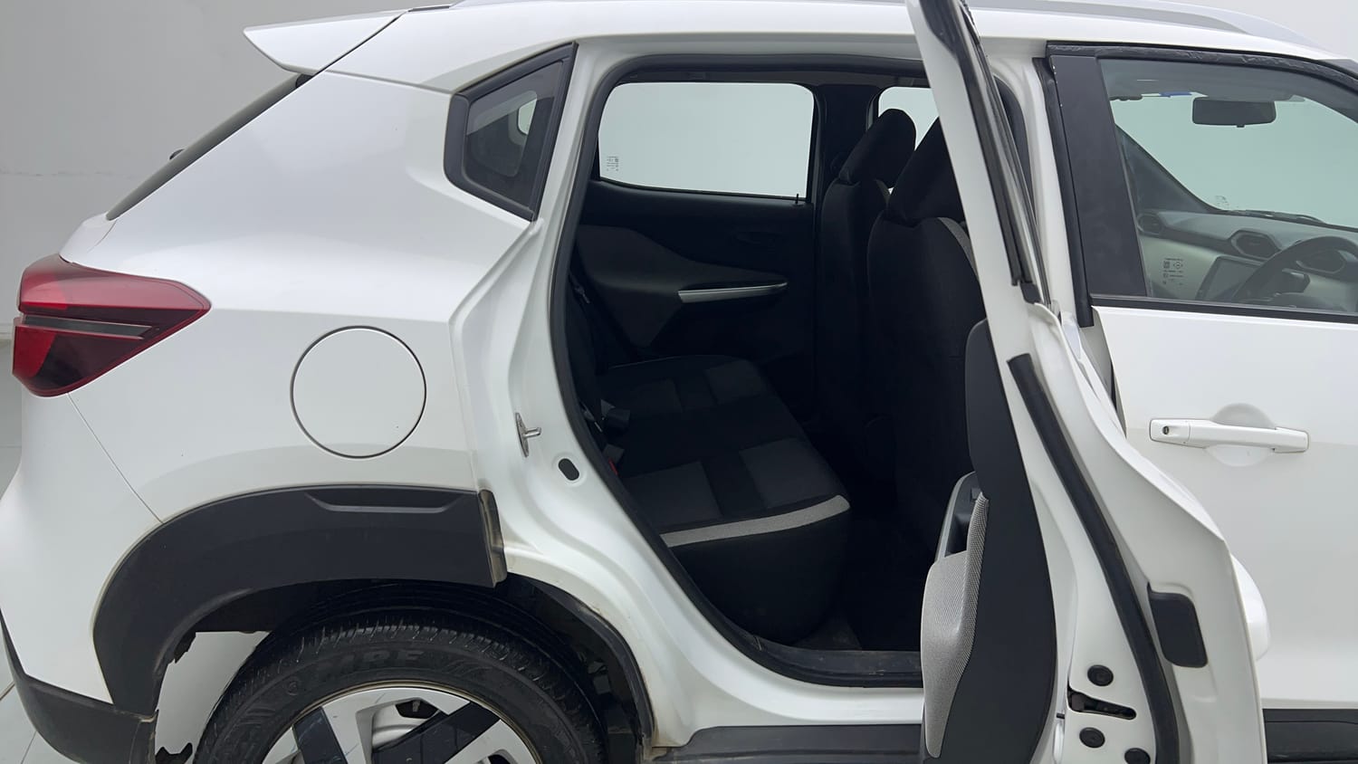 2023 Nissan Magnite XE-18