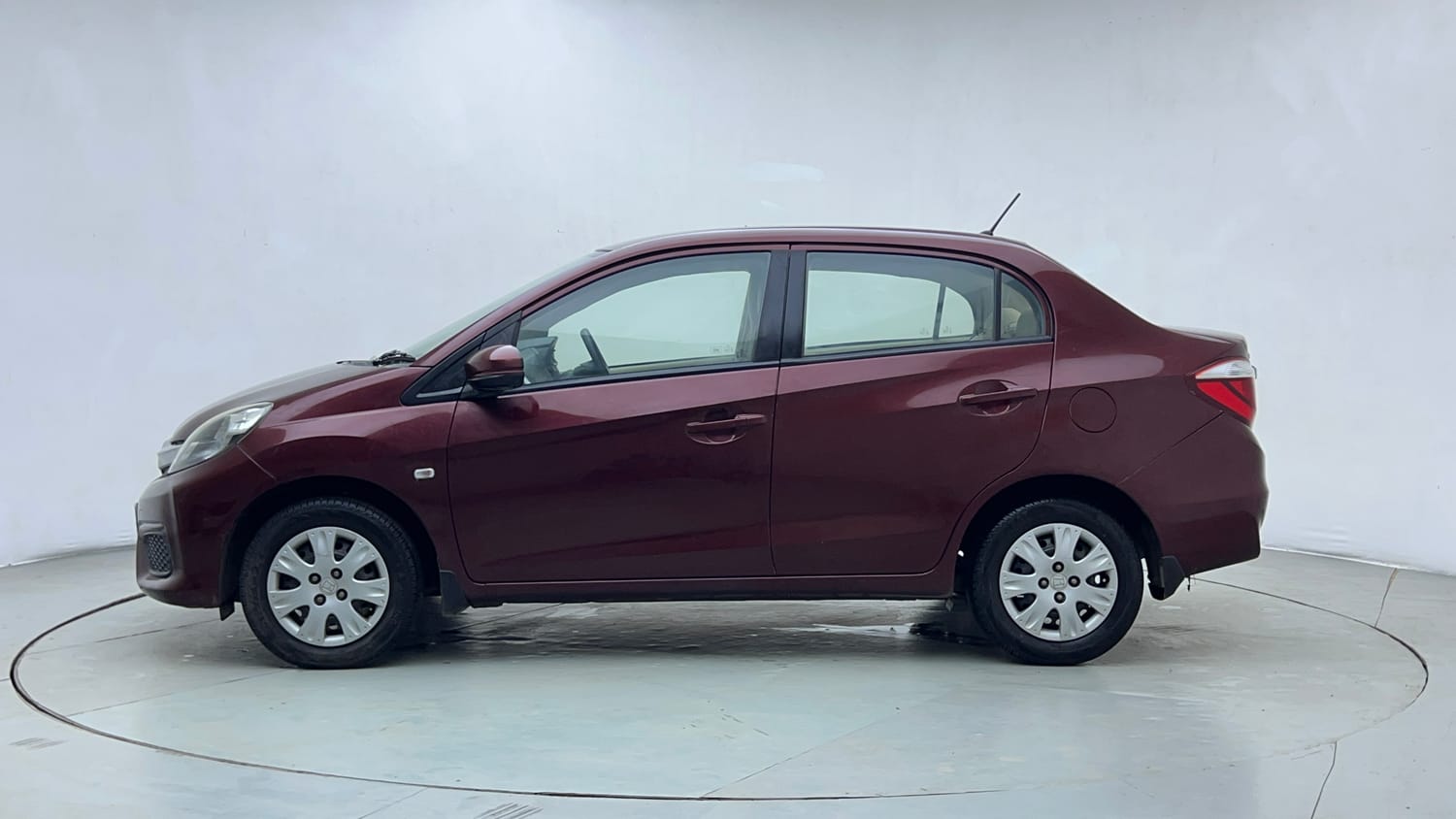 Used 2017 Honda Amaze 1.2 S i-VTEC Opt Petrol Manual exterior LEFT SIDE VIEW