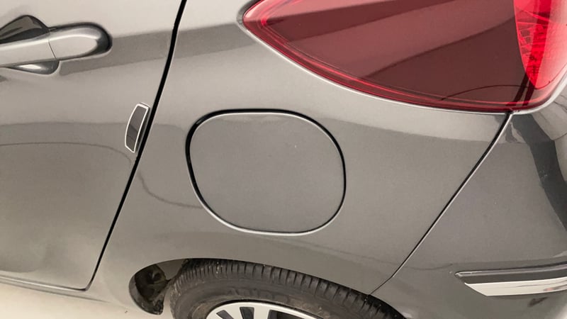 Used 2022 Tata Tiago XT Petrol Manual dents MINOR SCRATCH