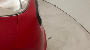 minor_scratch_0