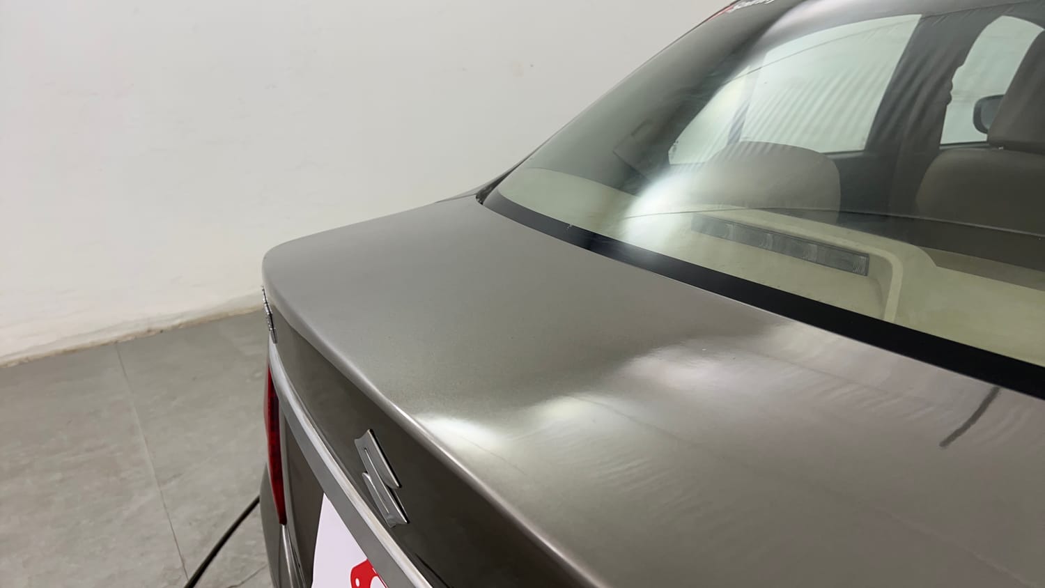 Used 2018 Maruti Suzuki Dzire VDi AMT Diesel Automatic dents MINOR DENT