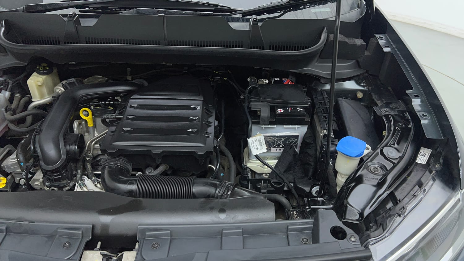 2022 Volkswagen Taigun Highline 1.0 TSI MT-28