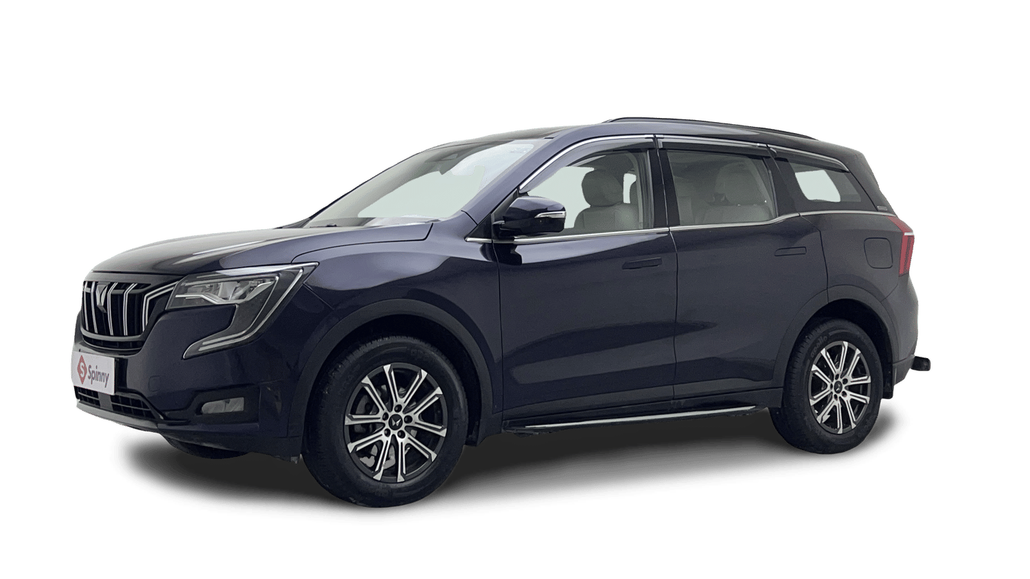 Used 2025 Mahindra XUV700 AX7 Petrol MT 7 STR Petrol Manual Image