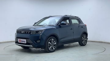 Used 2021 Mahindra XUV 300 W8 (O) 1.2 Petrol AMT Petrol Automatic Image