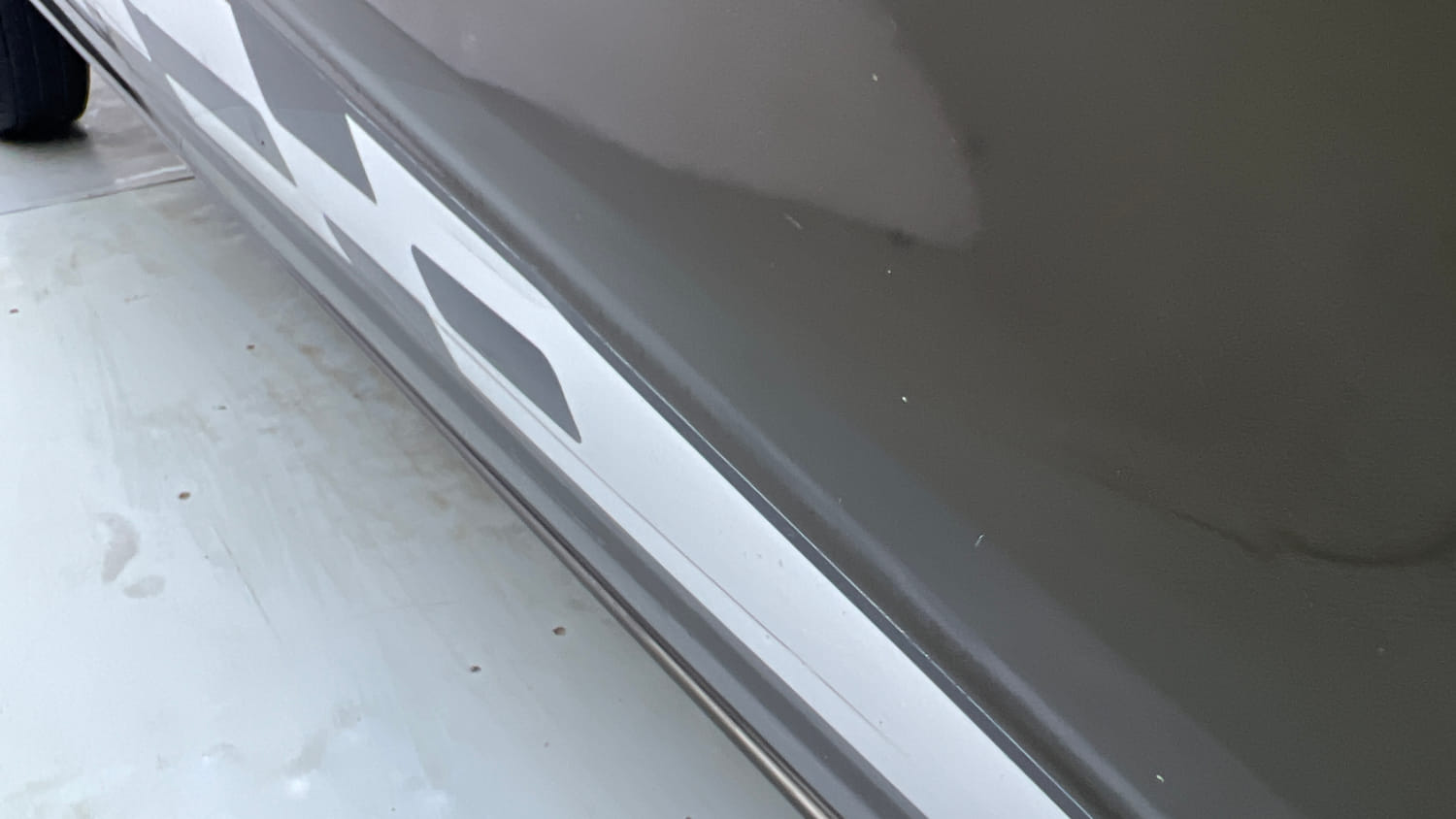 Used 2017 Renault Kwid 1.0 RXT Petrol Manual dents MINOR SCRATCH