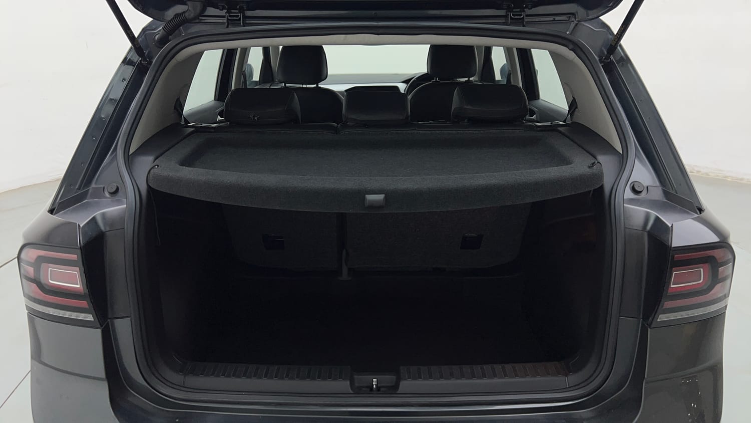 2023 Volkswagen Taigun GT 1.5 TSI MT-25
