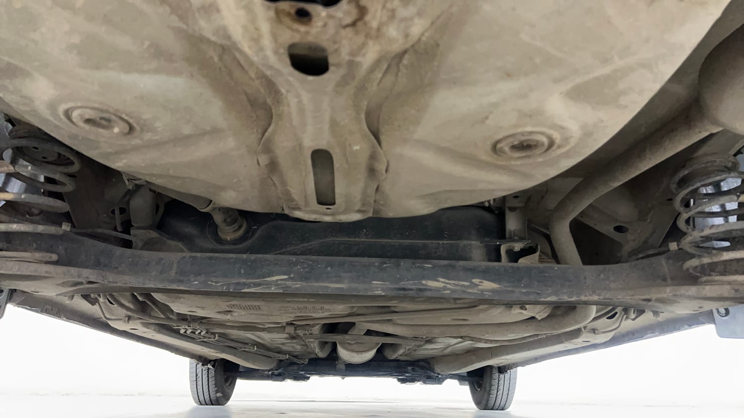Used 2018 Maruti Suzuki Dzire VDi AMT Diesel Automatic extra REAR UNDERBODY VIEW (TAKEN FROM REAR)