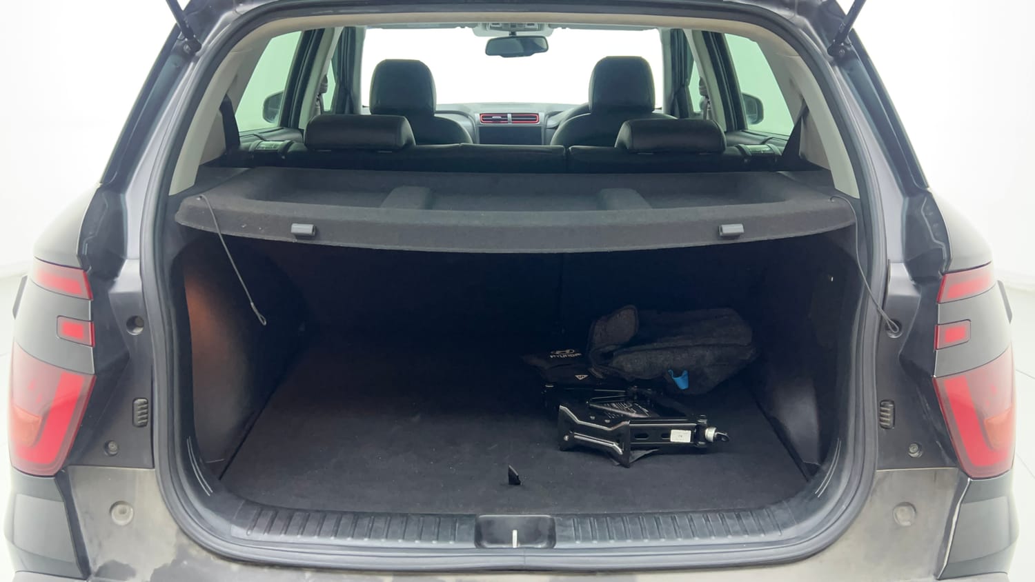Used 2022 Hyundai Creta SX (O) 1.4 Turbo 7 DCT Petrol Automatic interior DICKY INSIDE VIEW