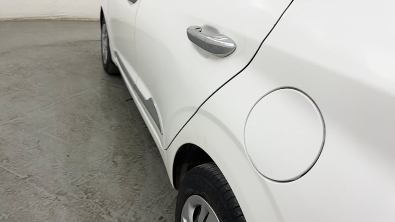 Used 2022 Hyundai Aura S 1.2 CNG Cng Manual dents MINOR SCRATCH