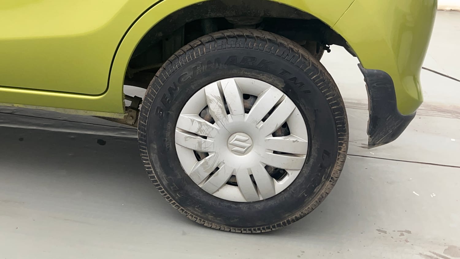 Used 2018 Maruti Suzuki Alto 800 [2016-2019] Utsav Edition Petrol Manual tyres LEFT REAR TYRE RIM VIEW
