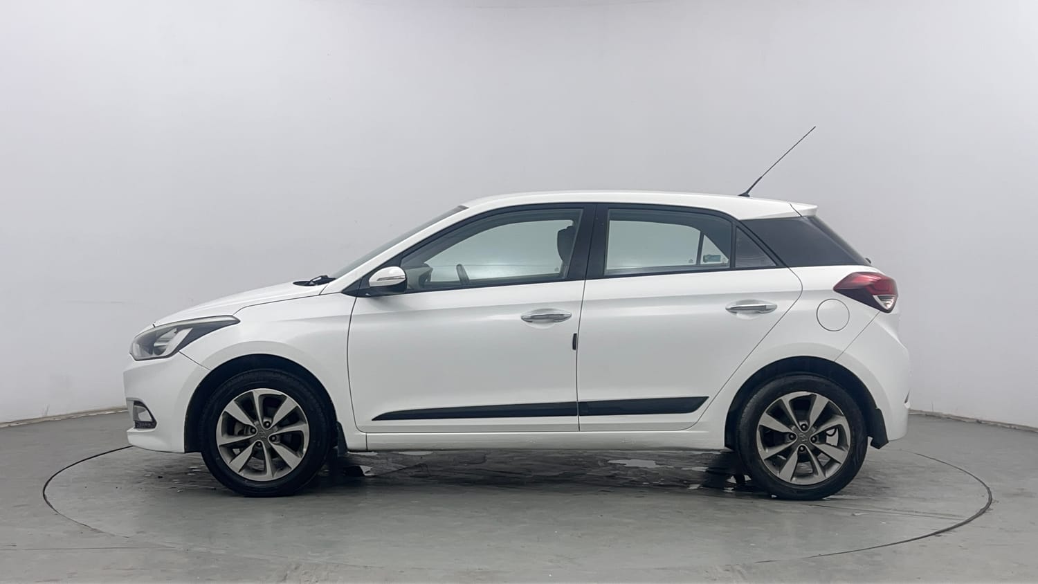 Used 2015 Hyundai Elite i20 Asta 1.2 Petrol Manual exterior LEFT SIDE VIEW