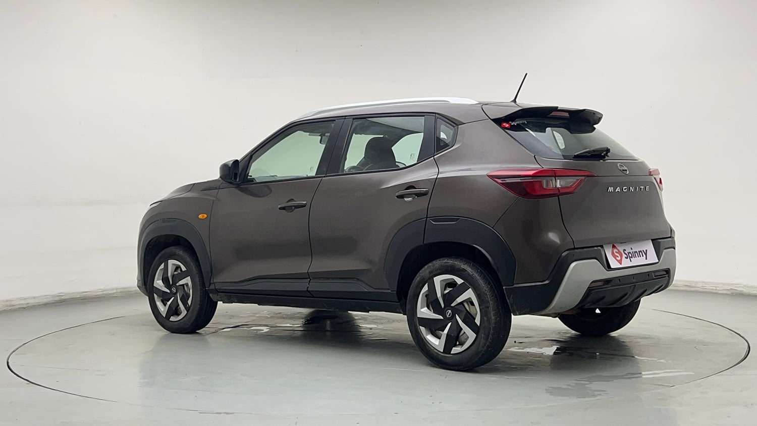 Used 2023 Nissan Magnite XE Petrol Manual exterior LEFT REAR CORNER VIEW