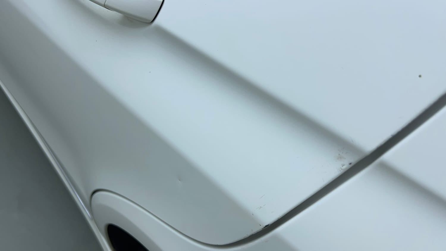 Used 2014 Mercedes-Benz E-Class E250 CDI Avantgarde Diesel Automatic dents MINOR SCRATCH