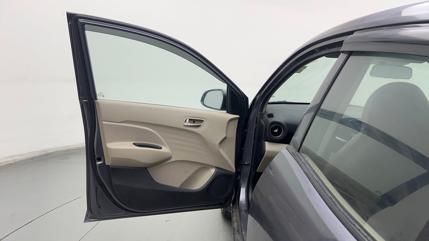 2019 Hyundai Santro Sportz CNG-21