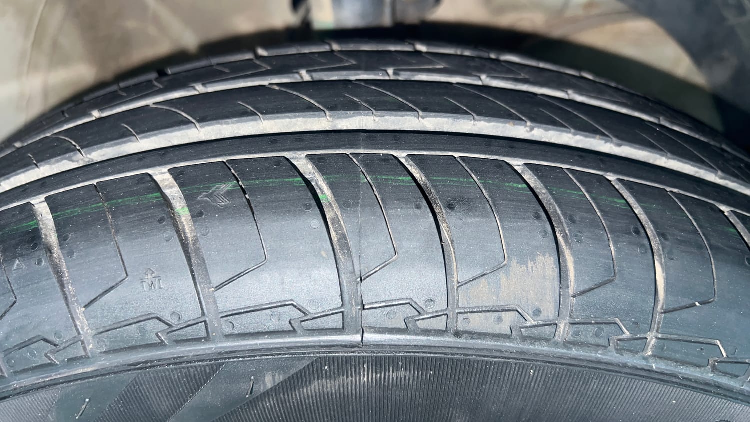 Used 2022 Maruti Suzuki Swift VXi Petrol Manual tyres RIGHT FRONT TYRE TREAD VIEW
