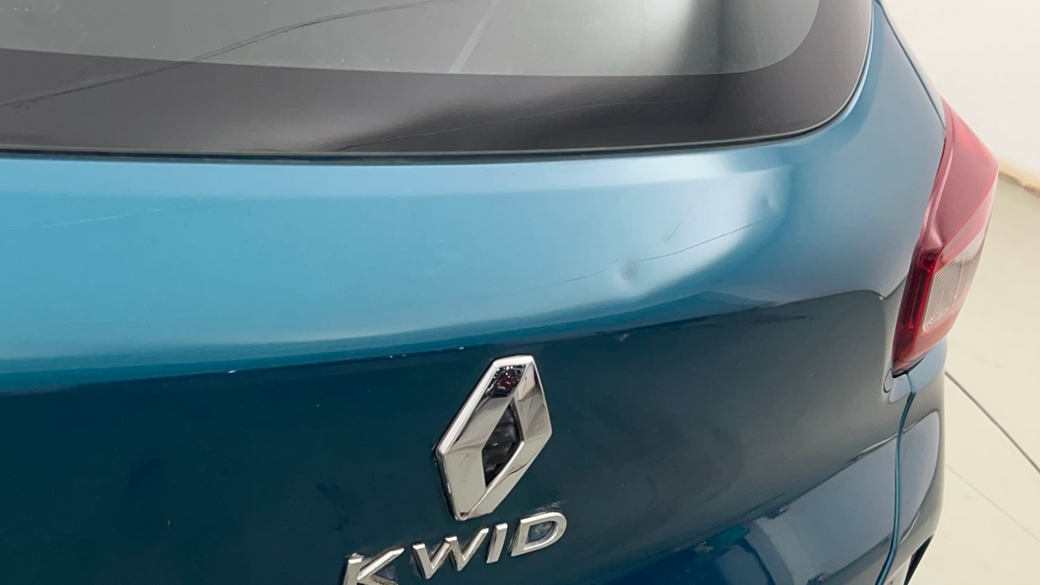 Used 2022 Renault Kwid RXL (O) 0.8 Petrol Manual dents MINOR DENT