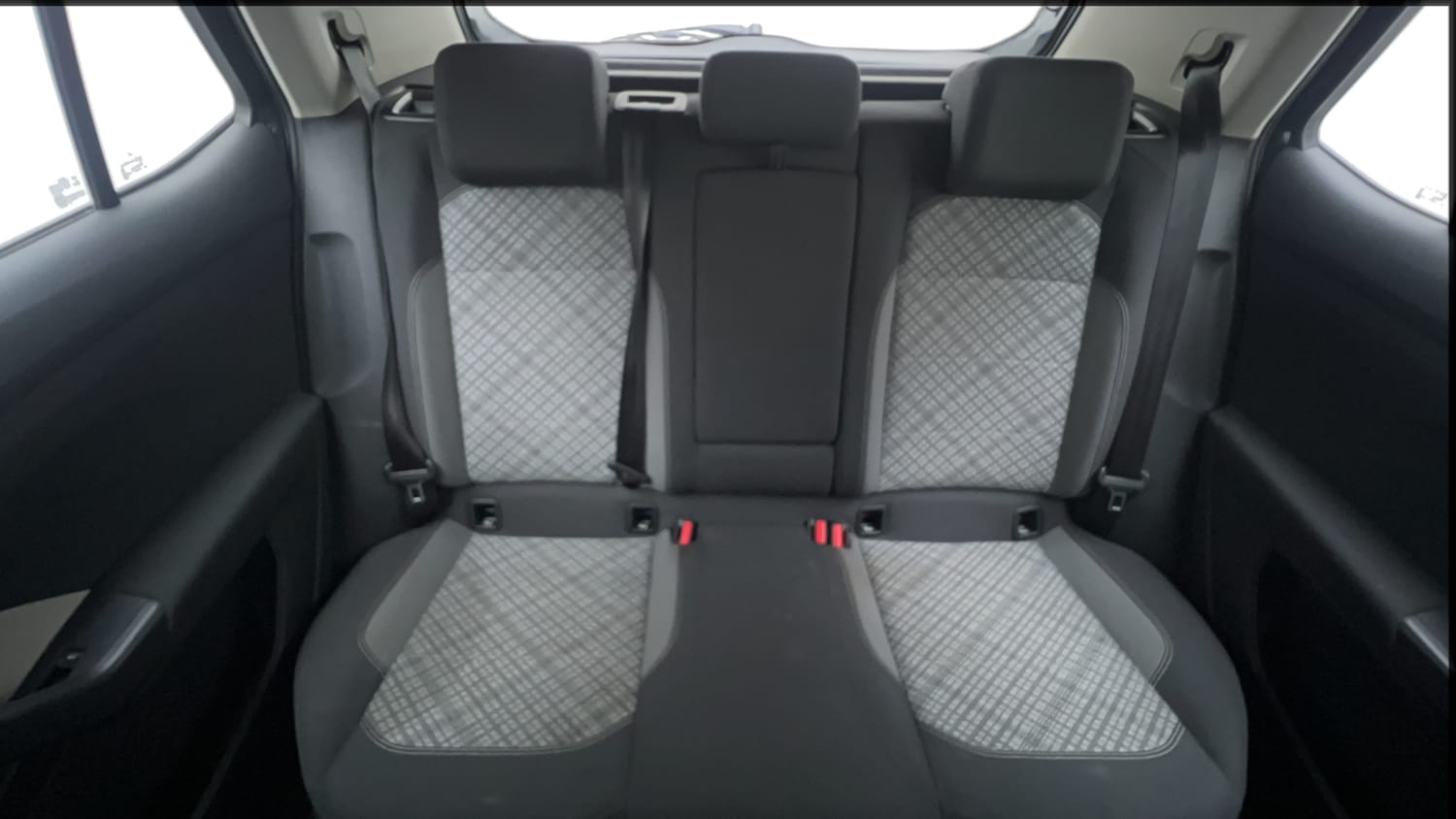 2022 Volkswagen Taigun Highline 1.0 TSI MT-23