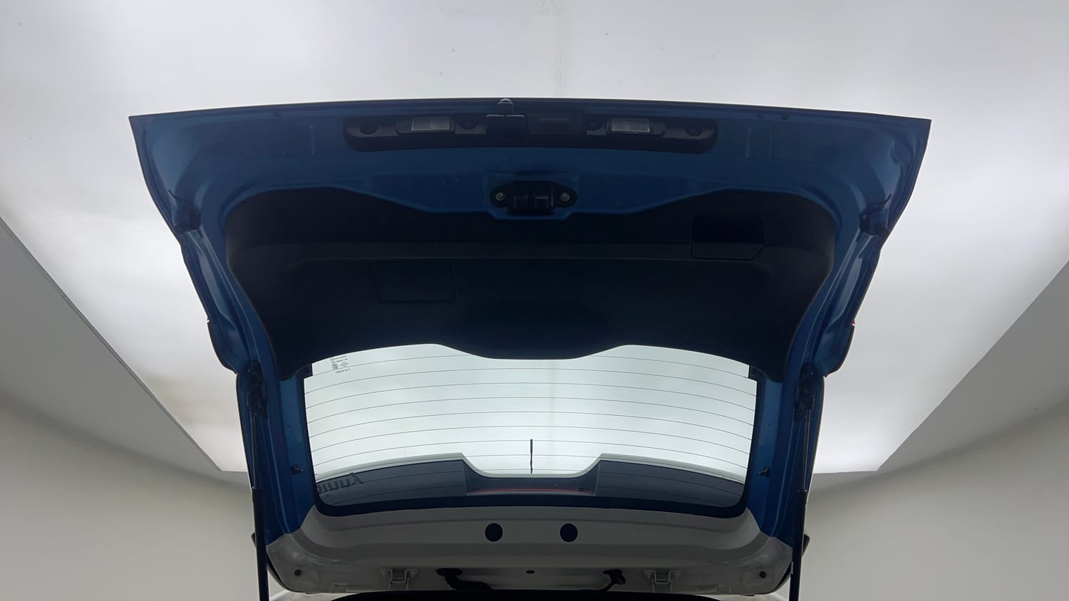 2021 Nissan Magnite XV Turbo Dual Tone-24