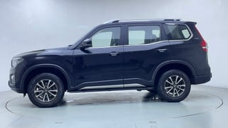 Used 2023 Mahindra Scorpio N Z8 L Petrol MT 7 STR Petrol Manual exterior LEFT SIDE VIEW