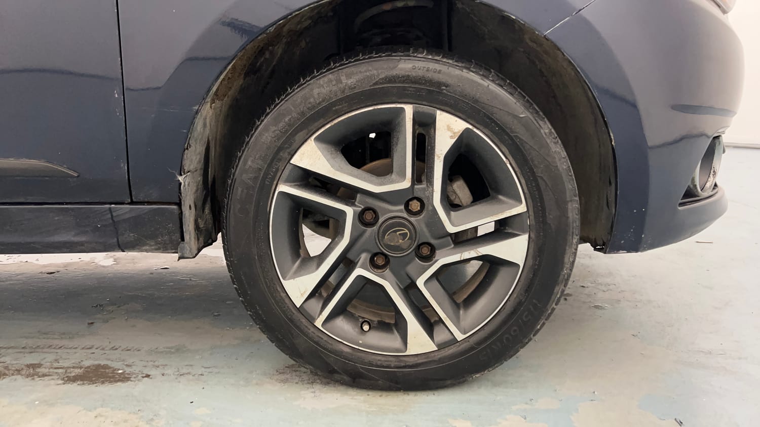 Used 2019 Tata Tigor Revotron XZ+ Petrol Manual tyres RIGHT FRONT TYRE RIM VIEW