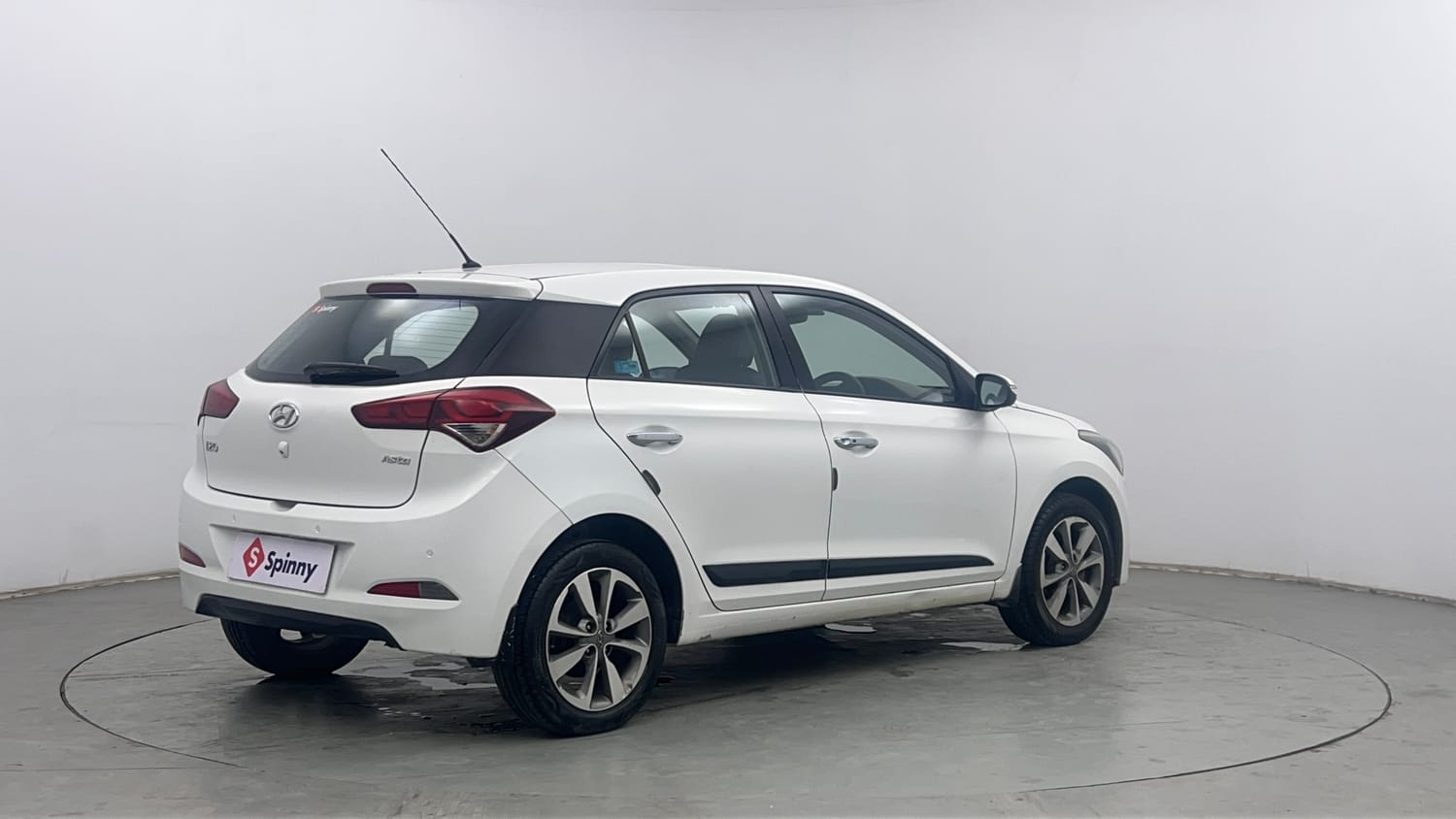 Used 2015 Hyundai Elite i20 Asta 1.2 Petrol Manual exterior RIGHT REAR CORNER VIEW