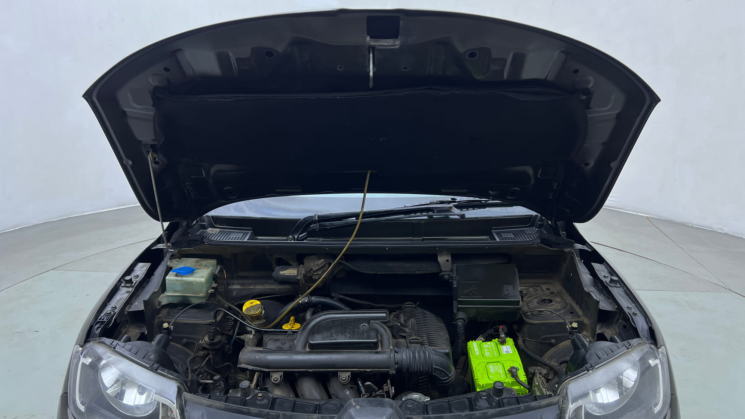 Used 2017 Renault Kwid 1.0 RXT Petrol Manual engine ENGINE & BONNET OPEN FRONT VIEW