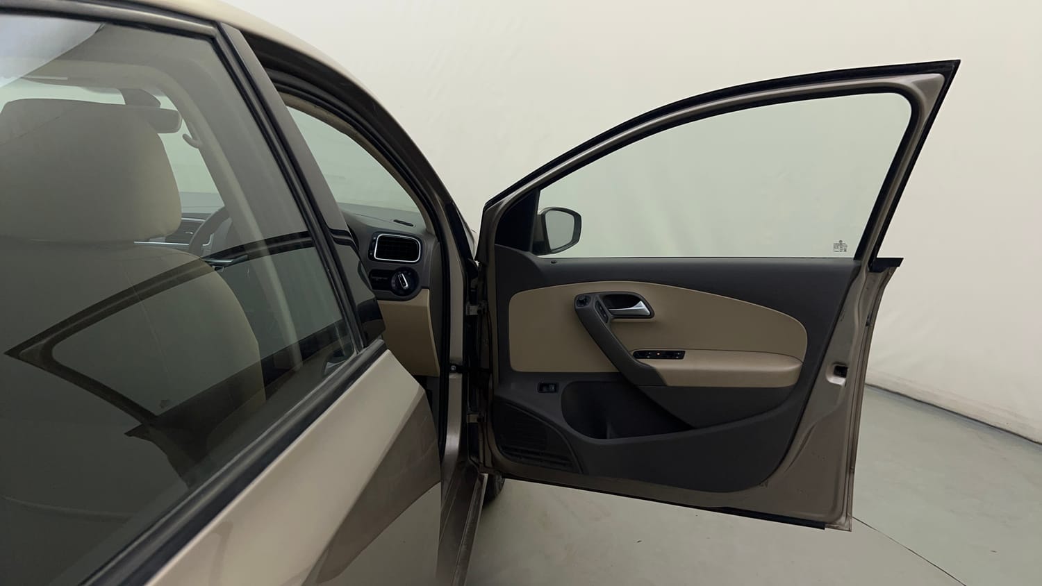 Used 2016 Volkswagen Vento Highline Petrol AT Petrol Automatic interior RIGHT FRONT DOOR OPEN VIEW