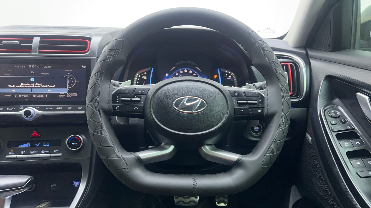 Used 2022 Hyundai Creta SX (O) 1.4 Turbo 7 DCT Petrol Automatic interior STEERING VIEW