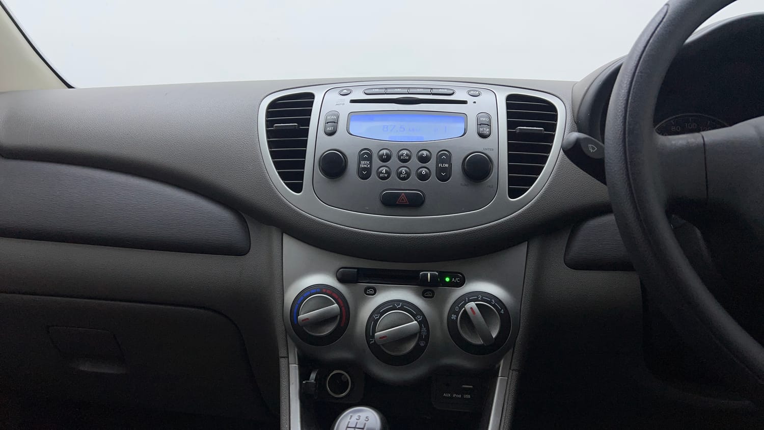2016 Hyundai i10 Sportz 1.1 iRDE2-13