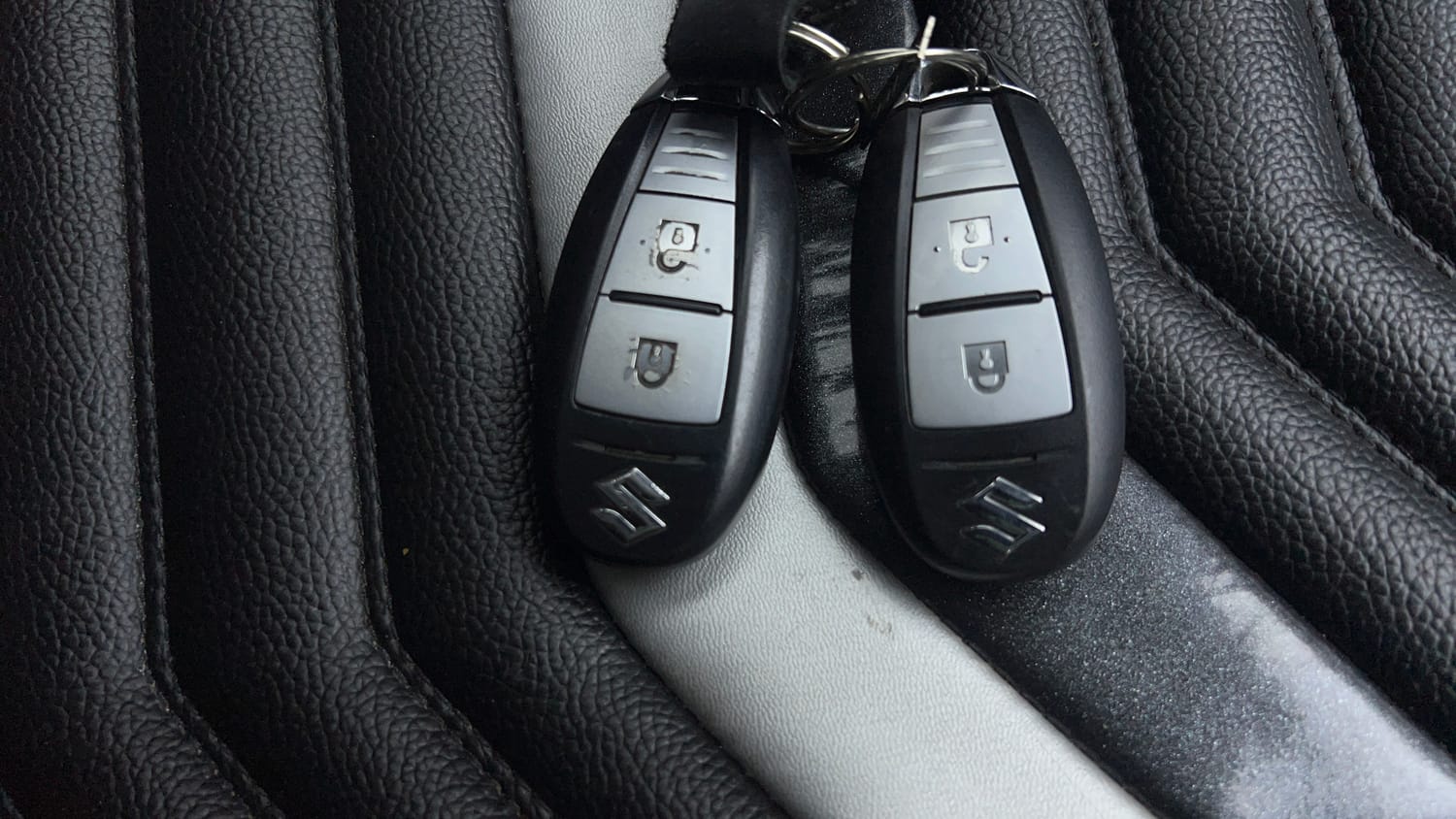 Used 2018 Maruti Suzuki Vitara Brezza ZDI Plus  Dual Tone Diesel Manual extra CAR KEY VIEW