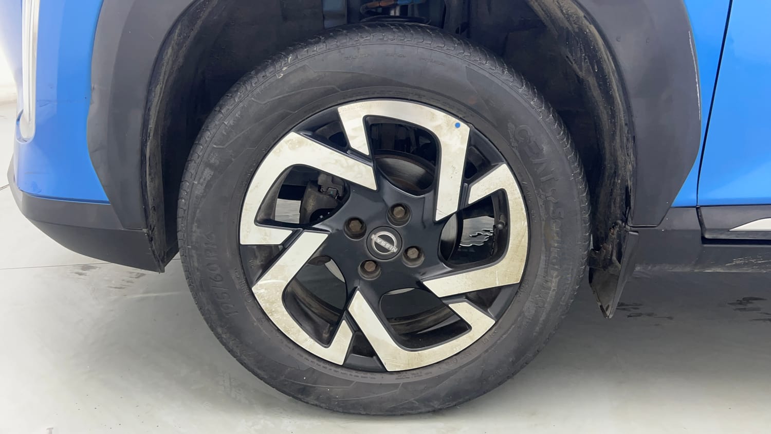 2021 Nissan Magnite XV Turbo Dual Tone-34