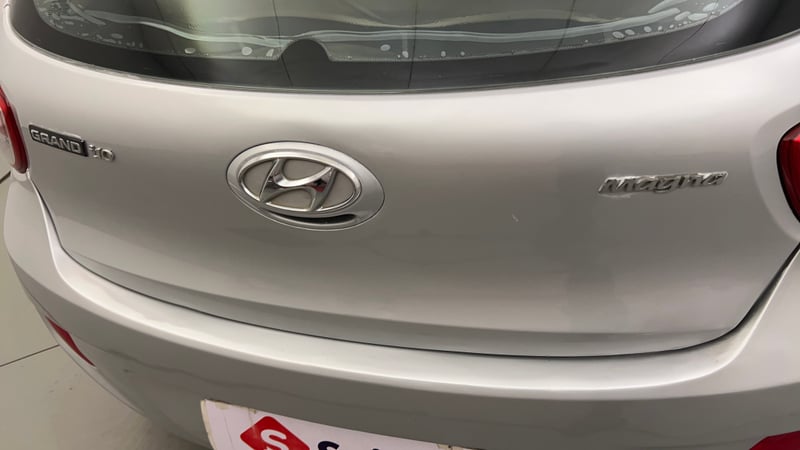 Used 2014 Hyundai Grand i10 Magna 1.2 Kappa VTVT Petrol Manual dents MINOR SCRATCH