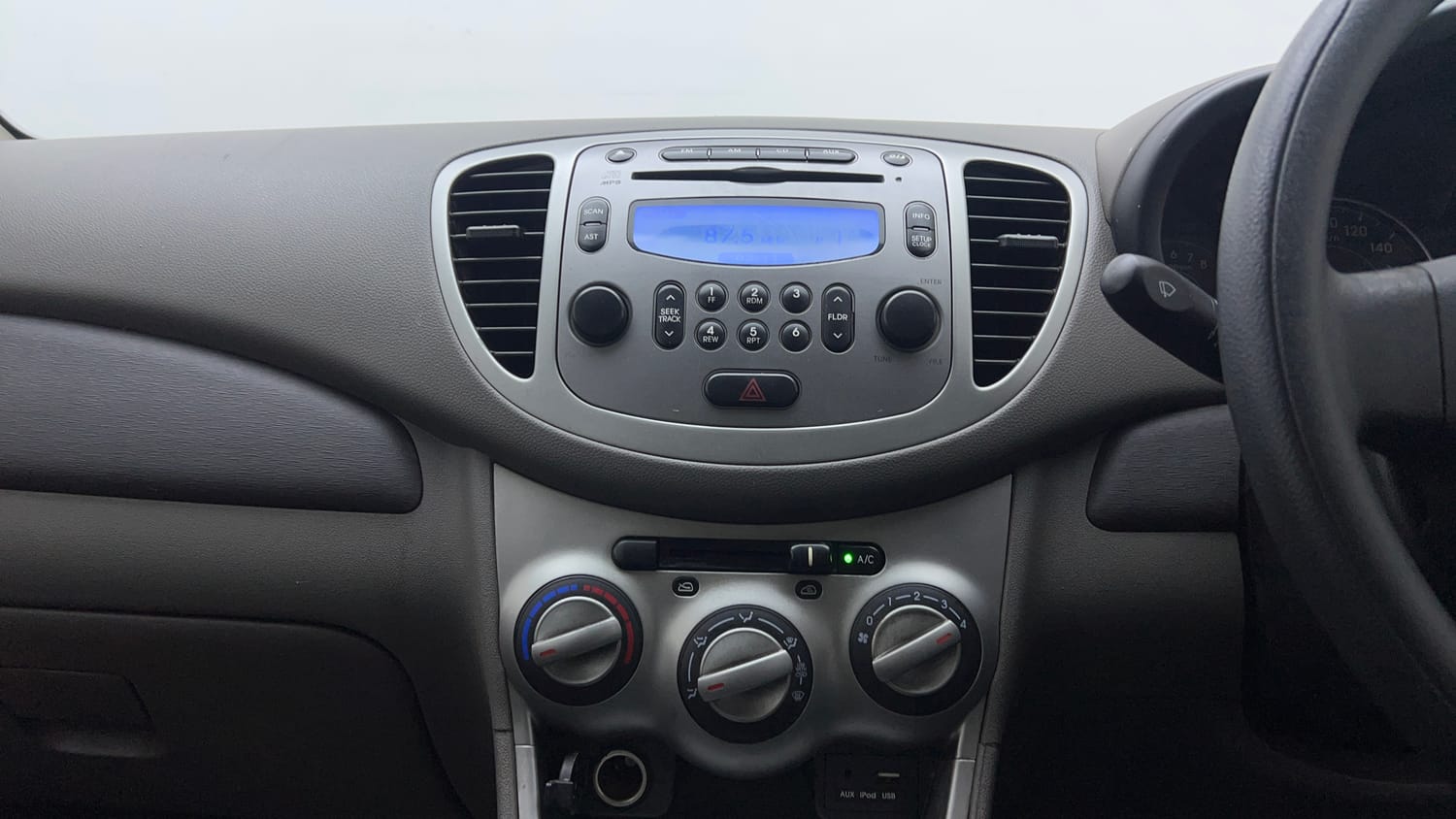 2016 Hyundai i10 Sportz 1.1 iRDE2-41