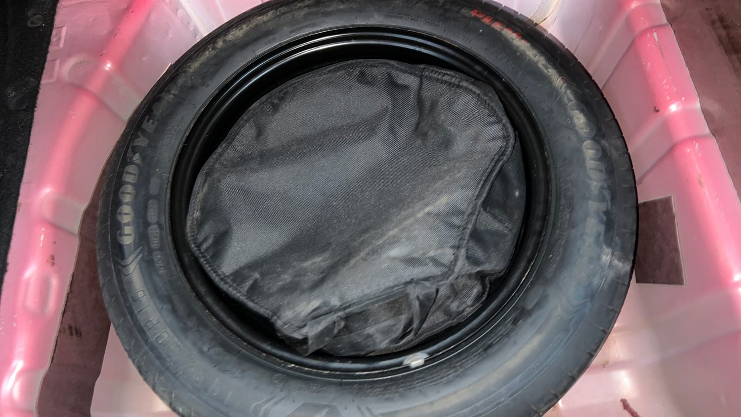 Used 2022 Tata Nexon XMA (S) Petrol Automatic tyres SPARE TYRE VIEW
