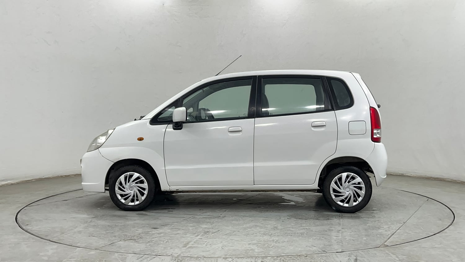 Used 2012 Maruti Suzuki Estilo VXi BS-IV Petrol Manual exterior LEFT SIDE VIEW