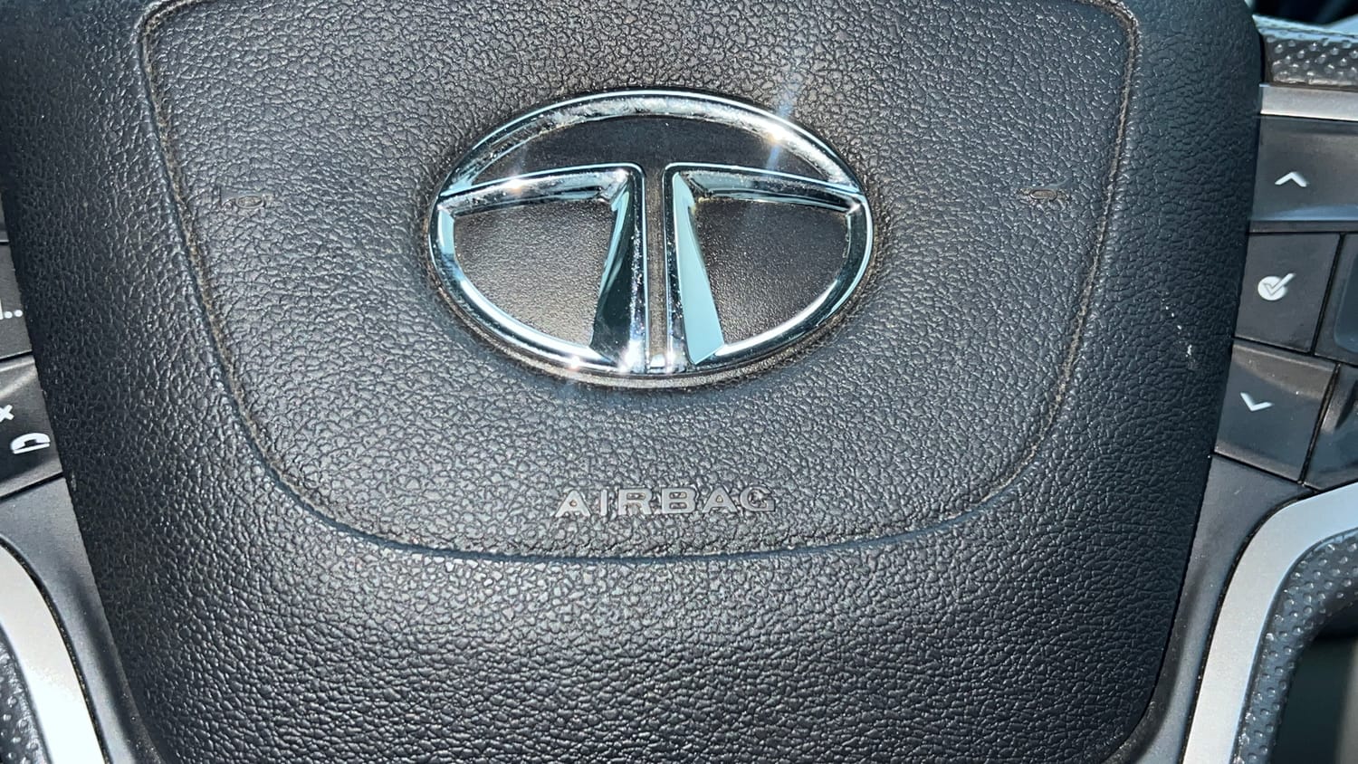 2021 Tata Safari XZA Plus-45