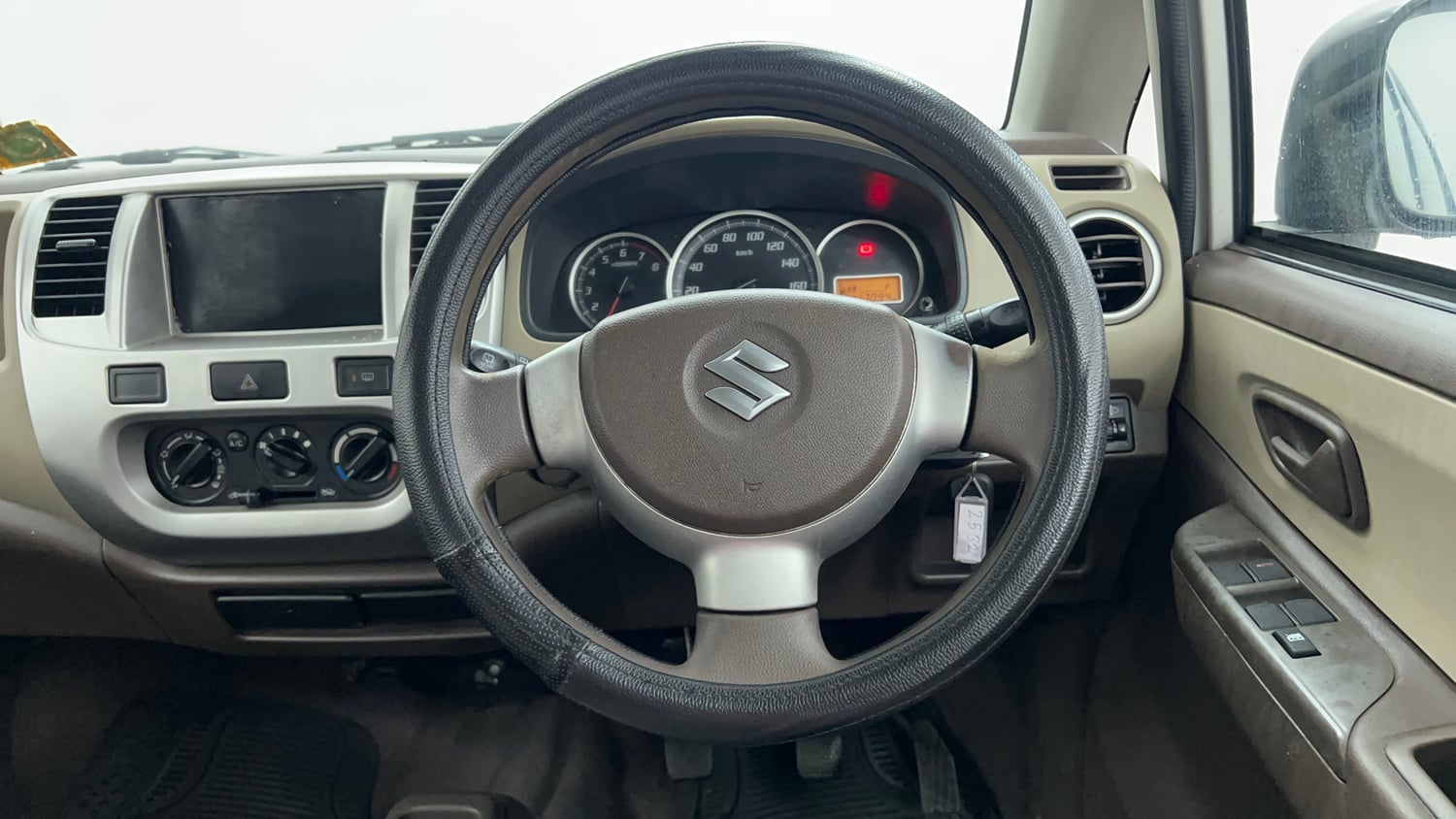 Used 2012 Maruti Suzuki Estilo VXi BS-IV Petrol Manual interior STEERING VIEW