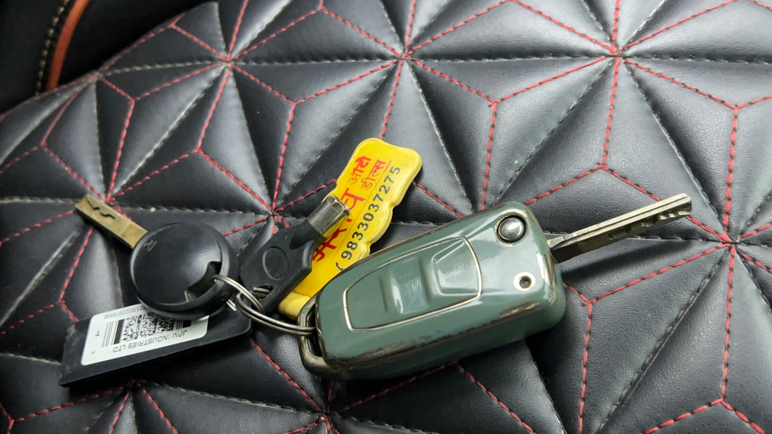 Used 2022 Tata Nexon XMA (S) Petrol Automatic extra CAR KEY VIEW