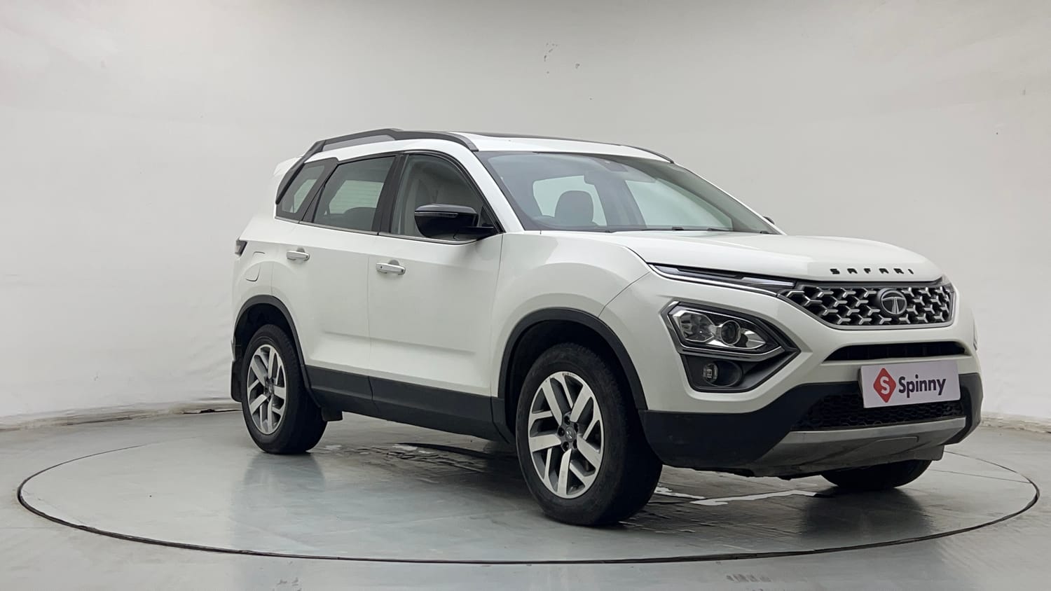 2021 Tata Safari XZA Plus-6
