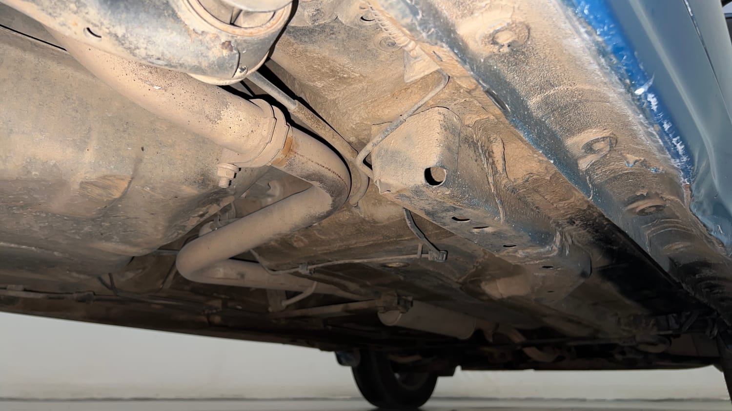 Used 2017 Tata Tigor Revotorq XZ Diesel Manual extra REAR RIGHT UNDERBODY VIEW
