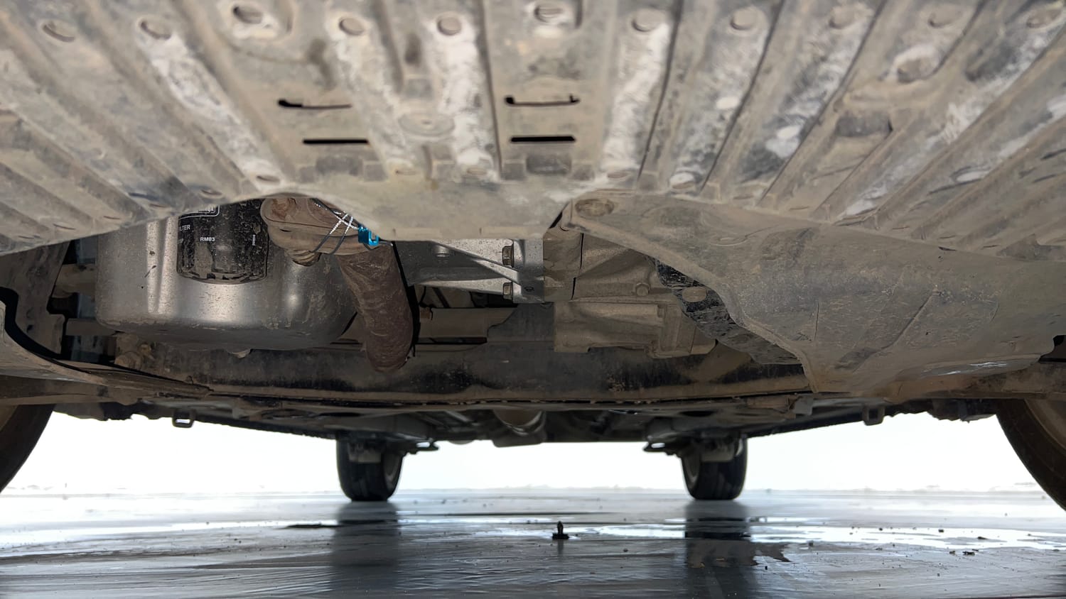 Used 2021 Maruti Suzuki Ciaz Alpha 1.5 AT Petrol Automatic extra FRONT LEFT UNDERBODY VIEW